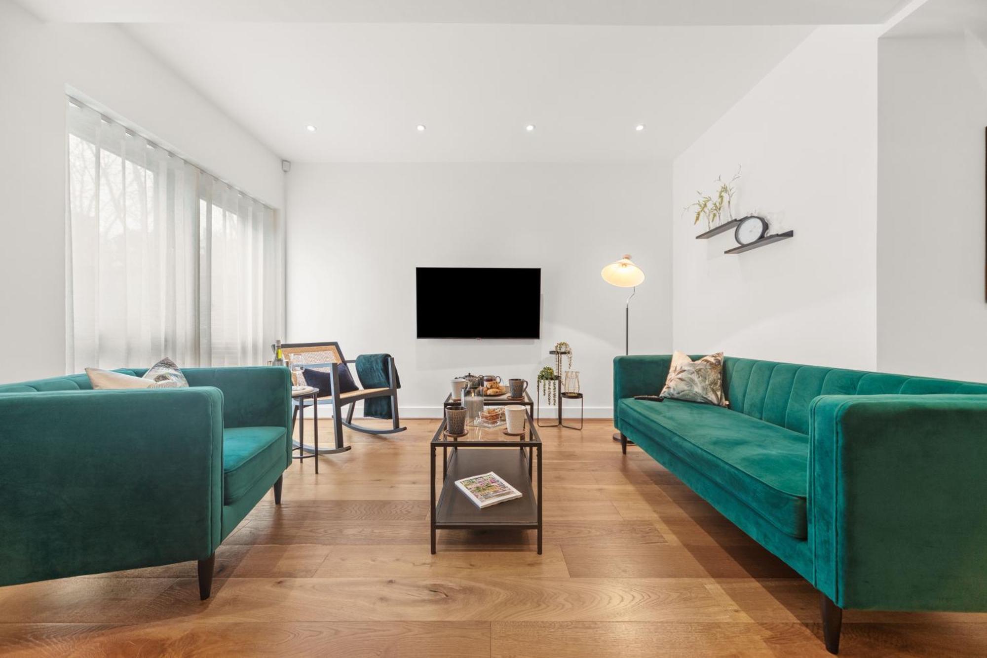 Springfield Two Apartment Harrogate Bagian luar foto